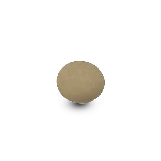 Een matte confetti suikerboon in de kleur tortora met een dun suikerlaagje.
