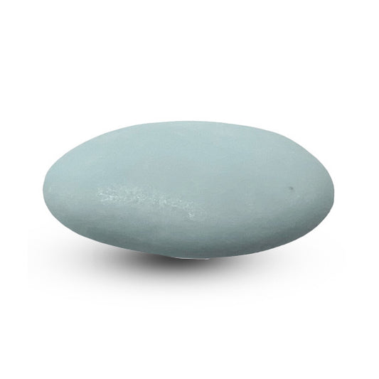 Een enkele Atlantic blauw matte suikerboon met een gladde, matte afwerking